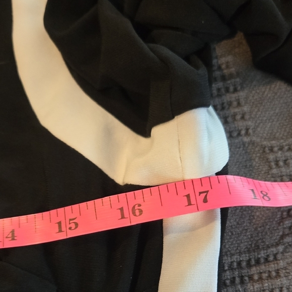 Chaps Black and White Long Sleeve Dress - Picture 8 of 9